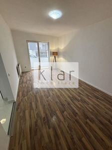 Apartament 2 camere decomandat, finisaje noi si parcare! Zona Florilor!