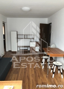 Apartament 3 camere proaspat renovat , centrala proprie, Sagului