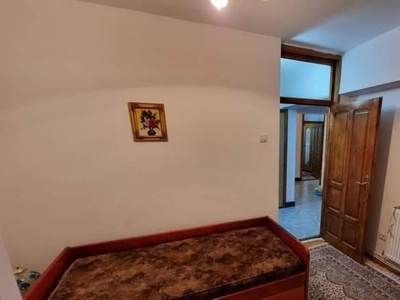 Apartament 4 camere Zona Canal 7