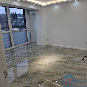 Apartament cu 3 camere, zona Centrala, 3C4116