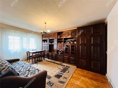 Apartament de inchiriat cu 3 camere 2 bai 2 balcoane zona Turnisor din Sibiu