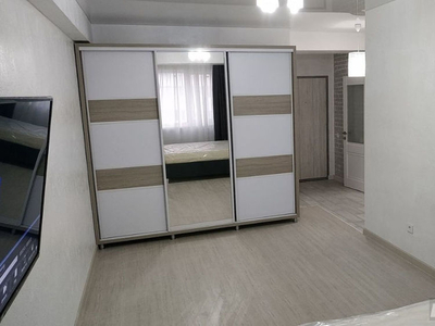 Apartament o camera de inchiriat strada Bucegi