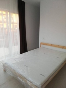 Apartament pe 2 nivele Floresti