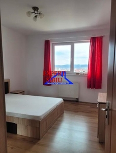 INCHIRIEZ apartament 2 camere decomandat,renovat, zona P-ta Rahovei