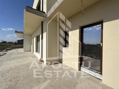 Triplex la gri, teren 284mp, pompe caldura, zona Plopi