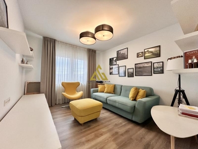 Vanzare Apartament 3 camere decomandate, Piata Marasti