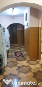 2 Garsoniere transformate în apartament 3 camere str.Vitos Gavrilă
