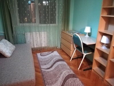 Apartament 3 camere Tineretului metrou va prezentam spre vanzare un apartam