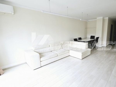 Apartament 3 camere tip penthouse, 2 locuri de parcare, Central, The Office