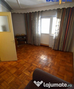 Apartament 4 camere 90mp DECOMANDAT etaj 1-cartier FRUMOASA