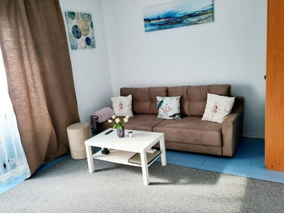 Apartament cu 2 dormitoare, 50 mp, balcon, zona Stejarului