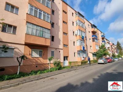 Apartament 3 camere Micro 16 etaj 2 la 60000 Euro