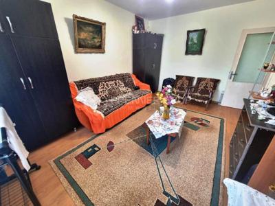 Apartament 3 camere, Tatarasi, 56mp