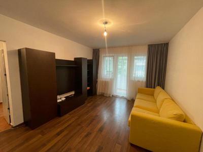 Apartament cu 2 camere semidecomandate- zona Pacurari