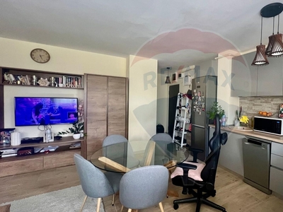 Apartament 2 camere vanzare in bloc de apartamente Bucuresti, 1 Mai