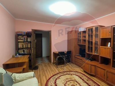 Apartament 2 camere vanzare in bloc de apartamente Galati, Port