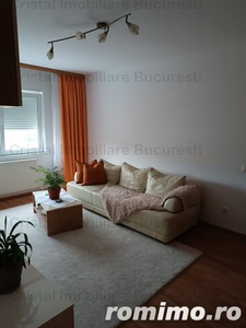 Apartament 3 camere, cu Centrala, la 7 min de metrou Piata Sudului.