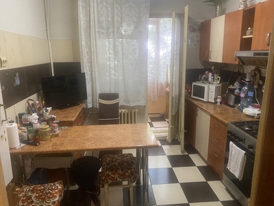 Apartament 3 camere Dristor, adiacent Str. Ramnicul Sarat