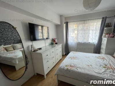 Apartament 4 camere de vanzare Lujerului