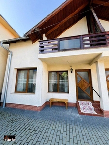 Casa de tip Duplex cu Panorama in zona VIVO din Floresti