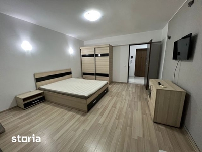 Inchiriez garsoniera lux Piata Aba iulia-Decebal,Bdul. Unirii 75