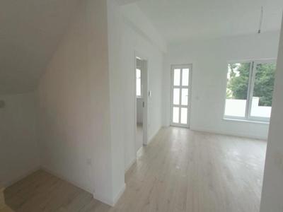 5 camere, 120 mp, de vanzare casa in zona Pacurari, Rond Carrefour Era - la 300m de D.E., Cod 151528