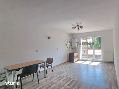 Apartament 3 camere , Razoare , Floresti