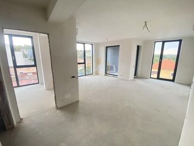 Apartament 2 camere semidecomandate | zona Centrala | Semifinisat