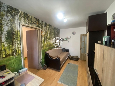 Apartament 3 camere de vanzare Tatarasi