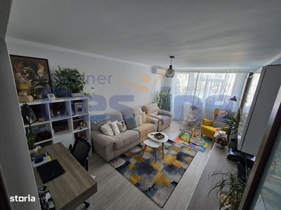 Apartament 3 cam Piata Voievozilor 72 mp