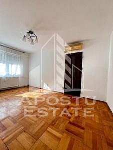 Apartament cu 2 camere zona, etaj intermediar,Boul Rosu