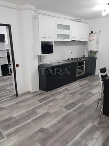 Apartament cu 3 camere in Floresti.