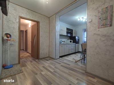 Apartament cu 3 camere| Anul constructiei 1983 | Mobilat complet