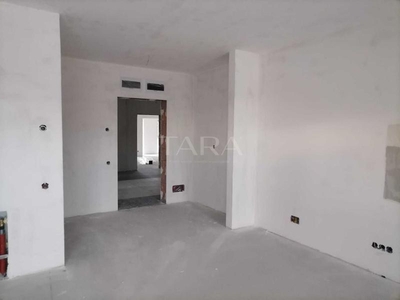 Apartament Nou cu 2 Camere in Floresti