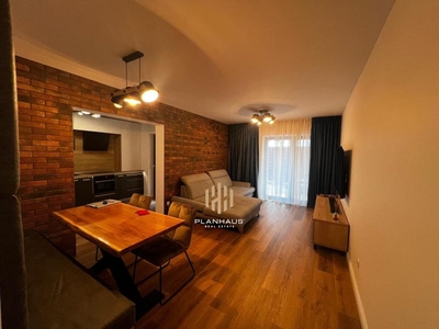 De inchirirat apartament 3 camere ,modern Centrul Istoric