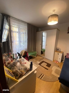 De vânzare apartament cu 3 camere str. Parâng