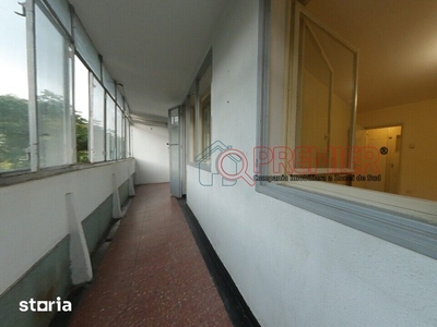 Apartament 3 camere, de vanzare Ultracentral