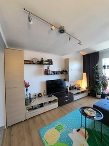 Vanzare apartament ultrafinisat, doua camere, in Iris.