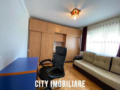 Apartament 2 camere, S 50 mp + 2 balcoane, decomandat, Zorilor. de vanzare