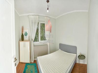 Apartament 4 camere, cu suprafata 80 mp, finisat, str Grigore Alexandrescu