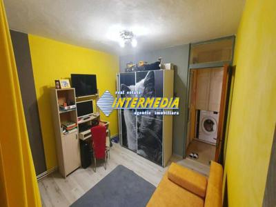 Apartament cu 2 camere zona Cetate Mercur etaj intermediar Alba Iulia