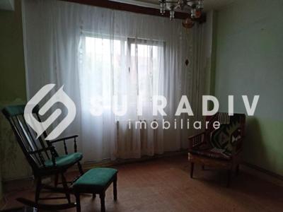 Apartament decomandat de vanzare, cu 3 camere, in zona UMF, Cluj Napoca S16191