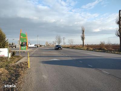 Proprietar, închiriez 2 camere, centrala si loc de parcare