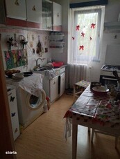 42.000 euro apartament cu 2 camere,etaj3 de vanzare