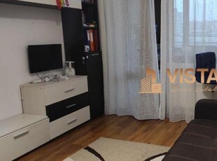 Apartament 3 camere, etaj intermediar (5), zona Astra