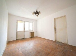 Apartament cu 2 camere etaj 1 Aurel Vlaicu Lebada Comision 0%