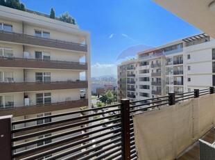 Apartament cu 3 camere de inchiriat in zona Tractorul!