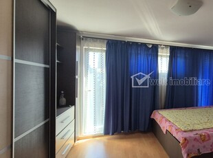 Apartament cu doua camere semidecomandat in centrul Florestiului