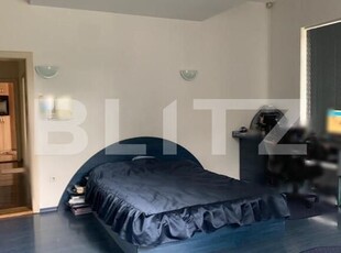 Apartament de 3 camere la casa, 91mp, curte 175mp, zona Eremia Grigorescu