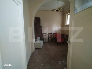 Apartament 4 camere, parter, pivnita si garaj langa Vila Tosca 97900 e